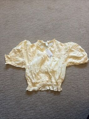 H&M Pale Yellow Puff Sleeve Smocked Waist Blouse